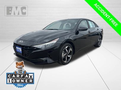 Used 2023 Hyundai Elantra SEL w/ Convenience Package