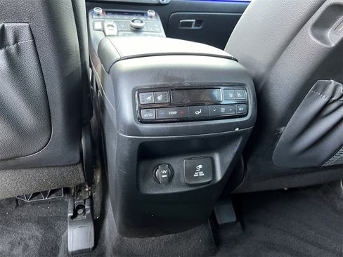 Used 2024 Hyundai Palisade Limited image 22