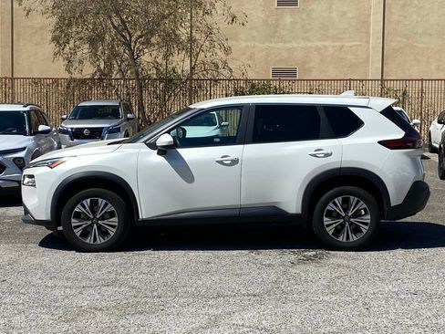 Certified 2023 Nissan Rogue SV FWD image 3