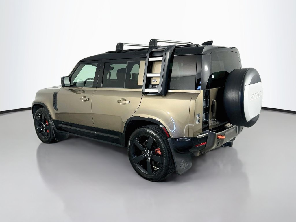 Used 2021 Land Rover Defender 110 X AWD/4WD image 5