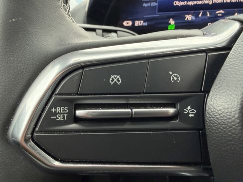 Used 2024 Chevrolet Equinox EV LT AWD/4WD image 32