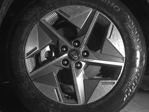 Used 2025 Hyundai Tucson SEL image 12