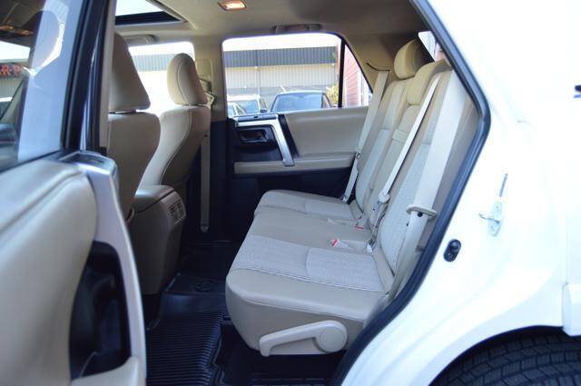 Used 2011 Toyota 4Runner SR5 AWD/4WD image 12