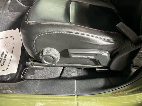 Used 2021 Jeep Wrangler Unlimited Rubicon image 14