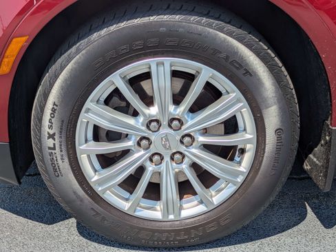 Used 2018 Cadillac XT5 AWD image 31