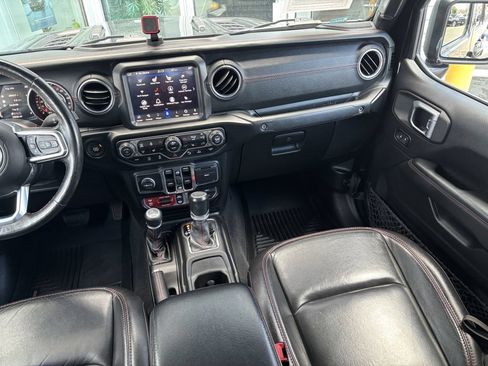 Used 2020 Jeep Gladiator Rubicon w/ Advanced Safety Group AWD/4WD image 23