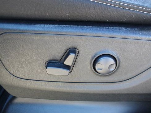 Used 2024 RAM 1500 Big Horn image 10