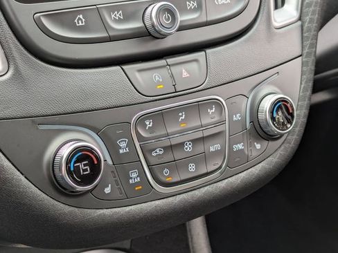 Used 2025 Chevrolet Malibu LT image 21