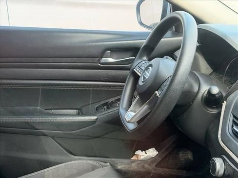 Used 2020 Nissan Altima 2.5 S image 13