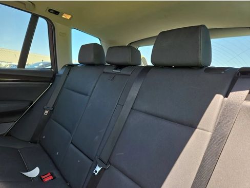 Used 2017 BMW X3 sDrive28i RWD image 4