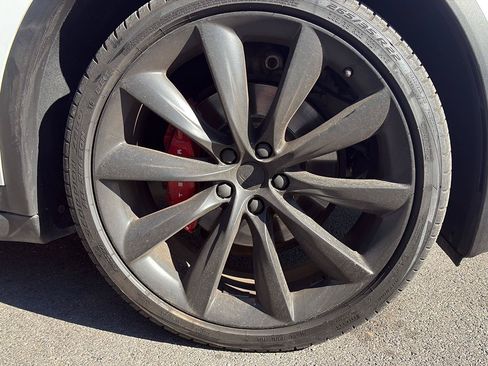 Used 2019 Tesla Model X Performance AWD/4WD image 10