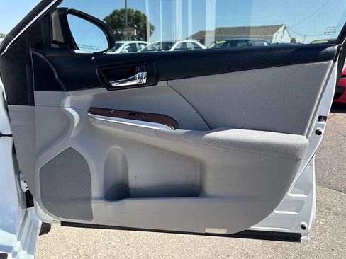 Used 2012 Toyota Camry XLE image 20