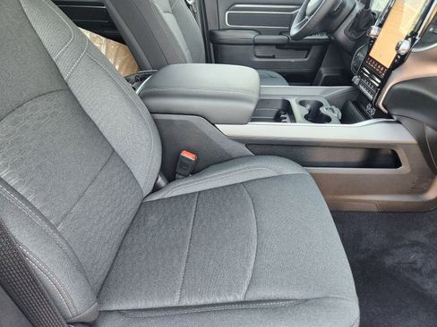 New 2026 RAM 2500 Lone Star AWD/4WD image 14