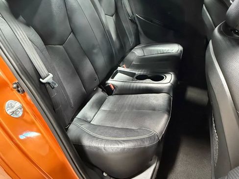 Used 2016 Hyundai Veloster Turbo image 24