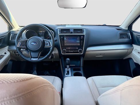 Used 2018 Subaru Outback 2.5i Premium image 21
