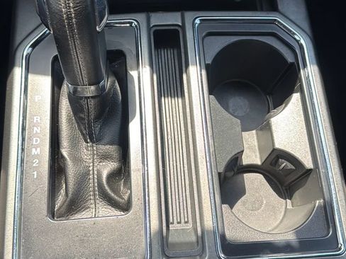 Used 2016 Ford F150 XLT w/ Equipment Group 302A Luxury image 18