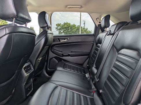 Used 2024 Ford Edge SEL AWD/4WD image 14