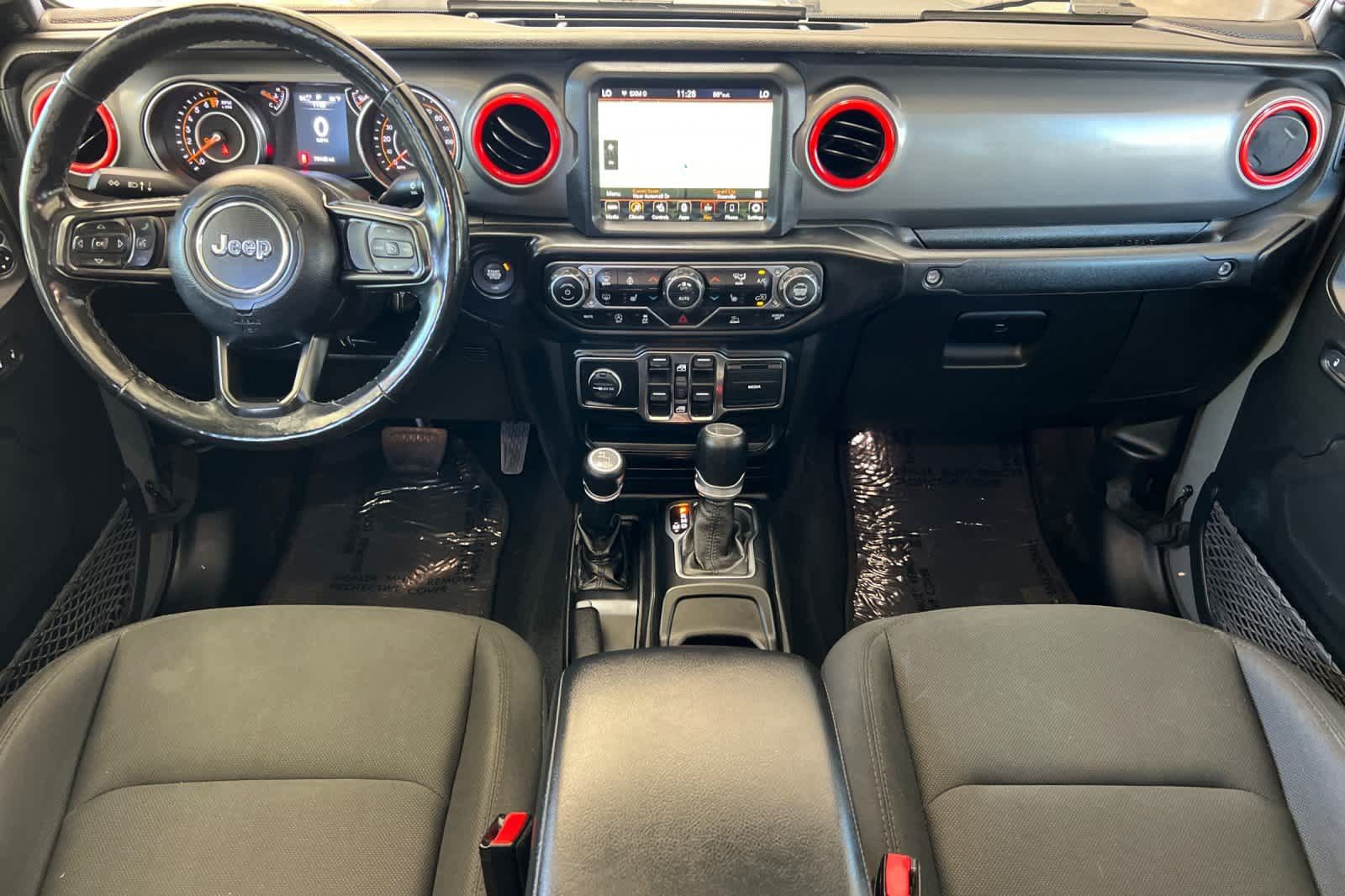 Used 2022 Jeep Gladiator Sport AWD/4WD image 3