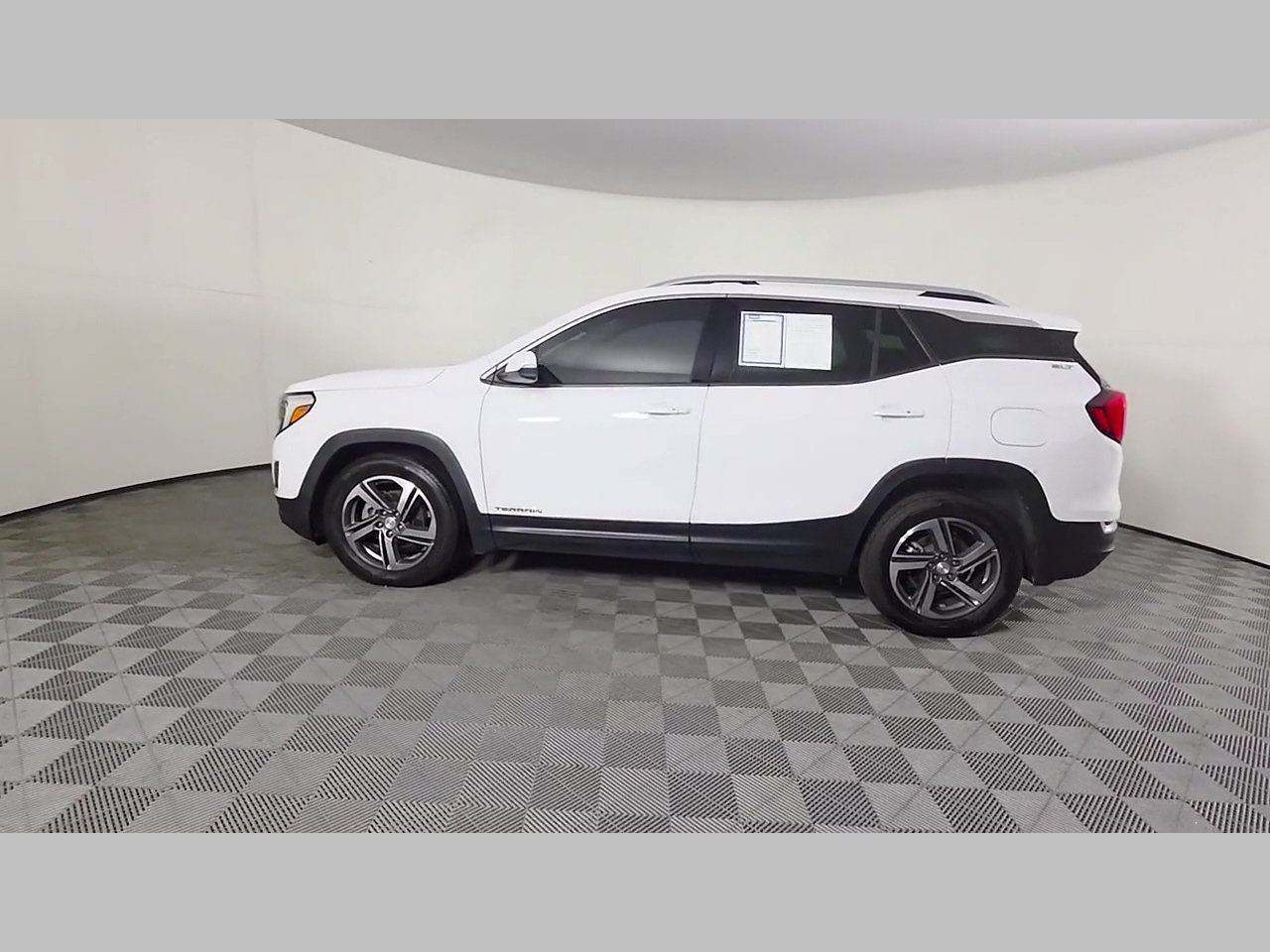 Used 2020 GMC Terrain SLT FWD image 45