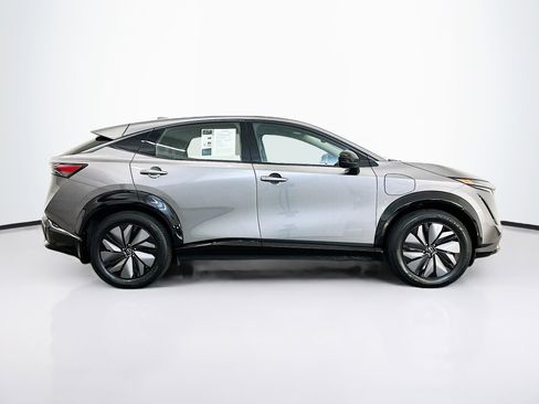 Used 2024 Nissan Ariya AWD image 10