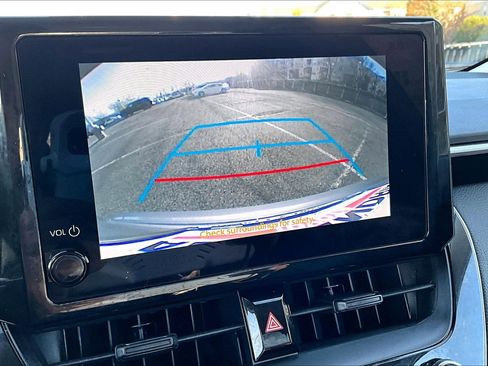 Used 2024 Toyota Corolla LE image 20