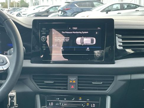 Used 2025 Volkswagen Jetta S image 21