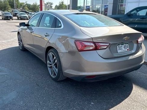 Used 2022 Chevrolet Malibu LT FWD image 4