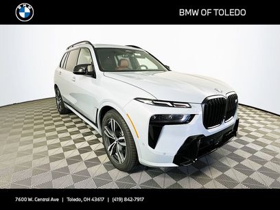 New 2026 BMW X7 M60i w/ Executive Package
