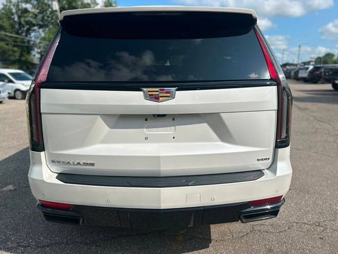 Used 2021 Cadillac Escalade Sport Platinum AWD/4WD image 6