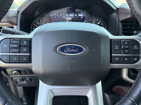 Used 2024 Ford Expedition Max Limited AWD/4WD image 7