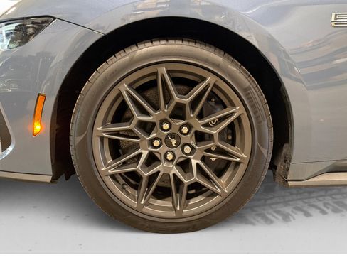 Used 2025 Ford Mustang GT w/ GT Performance Package RWD image 46