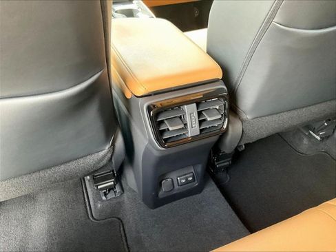Used 2025 Lexus NX 250 FWD w/ Cold Area Package image 21