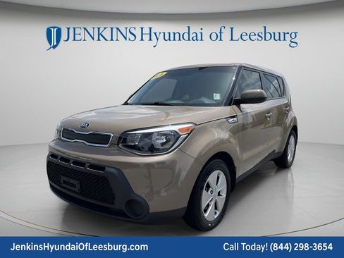 Used 2016 Kia Soul w/ Convenience Package FWD image 11