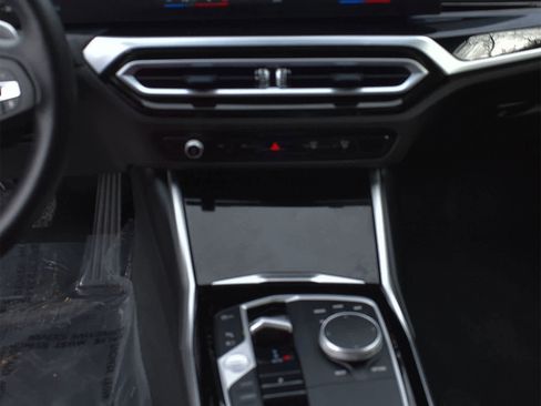 Used 2023 BMW 330e xDrive w/ Premium Package image 19