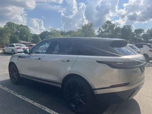 Used 2020 Land Rover Range Rover Velar R-Dynamic S AWD/4WD image 3