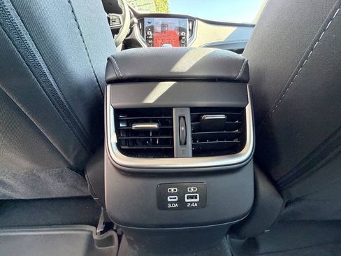 Used 2025 Subaru Legacy Premium AWD/4WD image 21