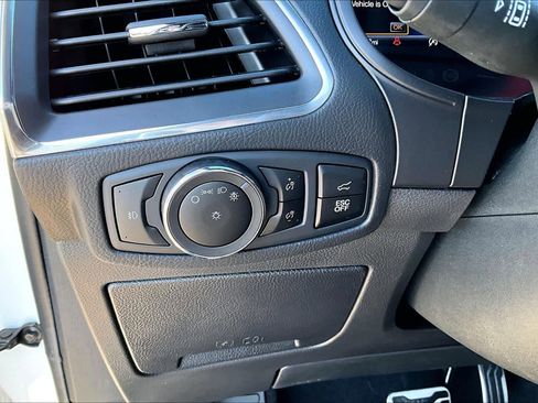 Used 2023 Ford Edge ST image 31