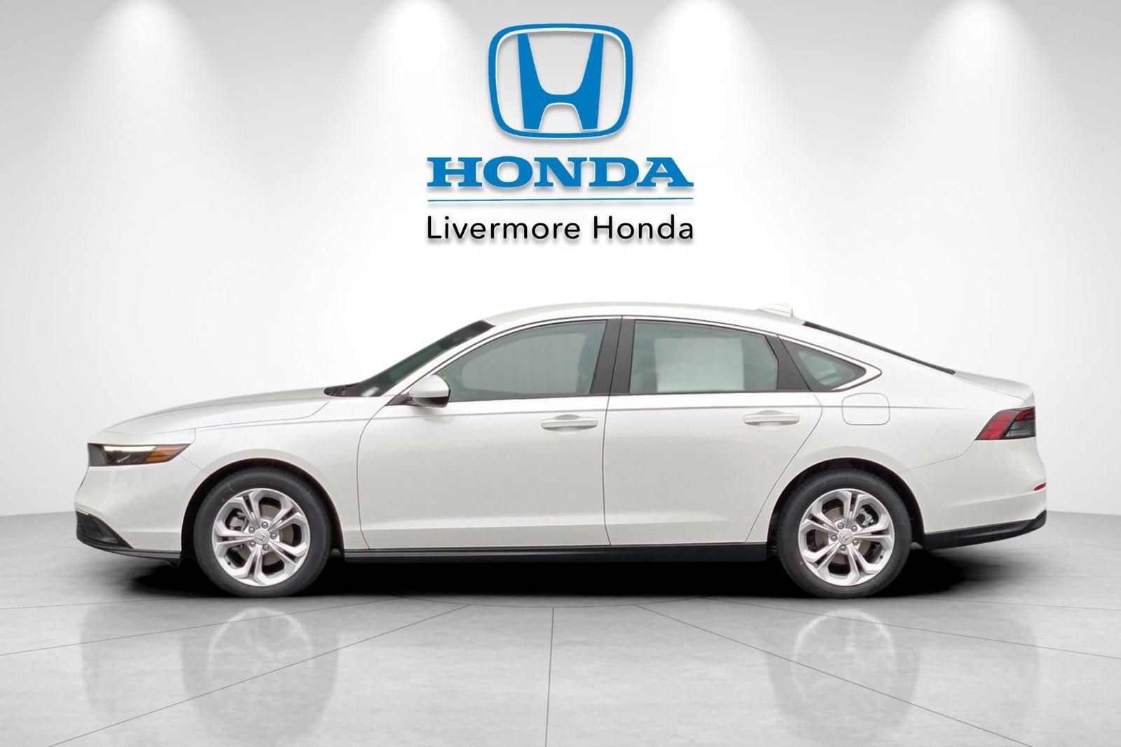 New 2026 Honda Accord LX image 9