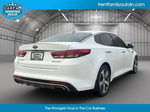 Used 2017 Kia Optima SX image 10