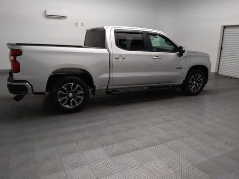 Used 2019 Chevrolet Silverado 1500 LT w/ Texas Edition RWD image 10