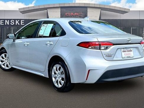 Used 2026 Toyota Corolla LE FWD image 12