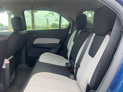 Used 2010 Chevrolet Equinox LS FWD image 16