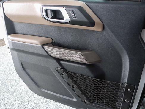 Used 2022 Ford Bronco Wildtrak image 21