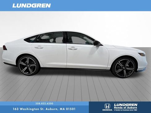 New 2026 Honda Accord SE image 4