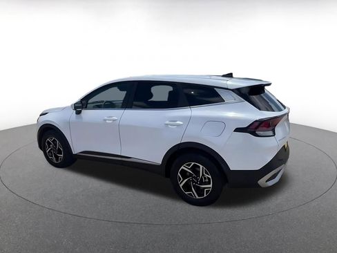 Used 2025 Kia Sportage LX FWD image 10