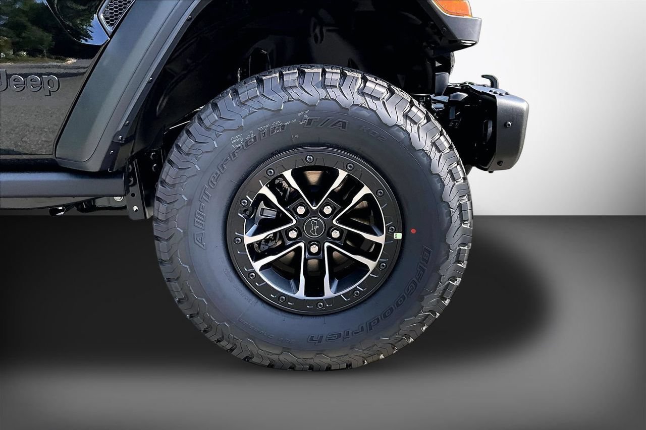 New 2026 Jeep Wrangler Unlimited Rubicon 392 w/ Quick Order Package 27X Moab AWD/4WD image 29