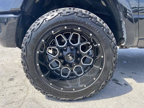 Used 2022 RAM 1500 Laramie w/ Sport Appearance Package AWD/4WD image 18