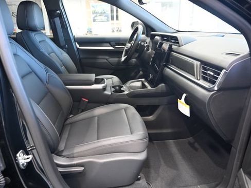 New 2026 GMC Terrain Elevation w/ Elevation Premium Package AWD/4WD image 10