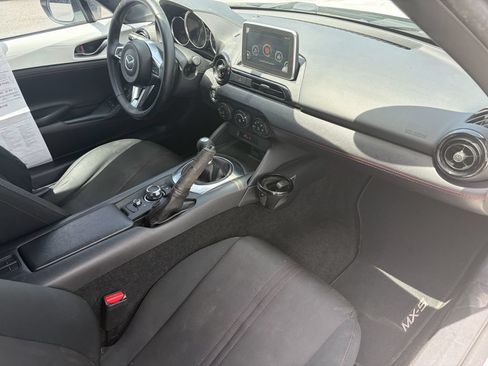 Used 2016 MAZDA MX-5 Miata Club w/ Brembo/BBS Package RWD image 18
