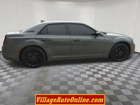 Used 2018 Chrysler 300 Touring w/ Sport Appearance Package image 14